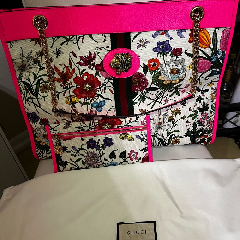 Gucci tote bag